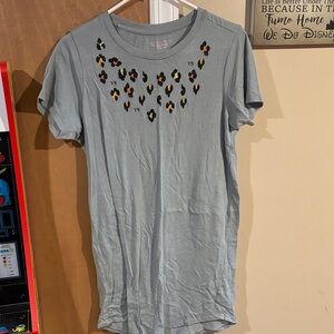 Light Grey Short Sleeve long sleep shirt with Leopard Accent